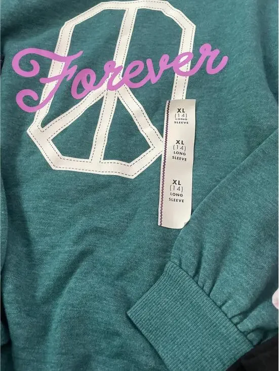 Girls Clothing Bundle Shirts Jeans Shorts Sizes 8 to 12 - Picture 4 of 5